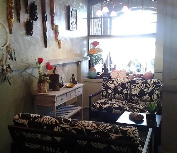 La Violette D'eau Couette-café *